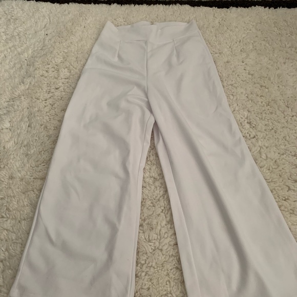 White Capri flowy pants - Picture 1 of 4